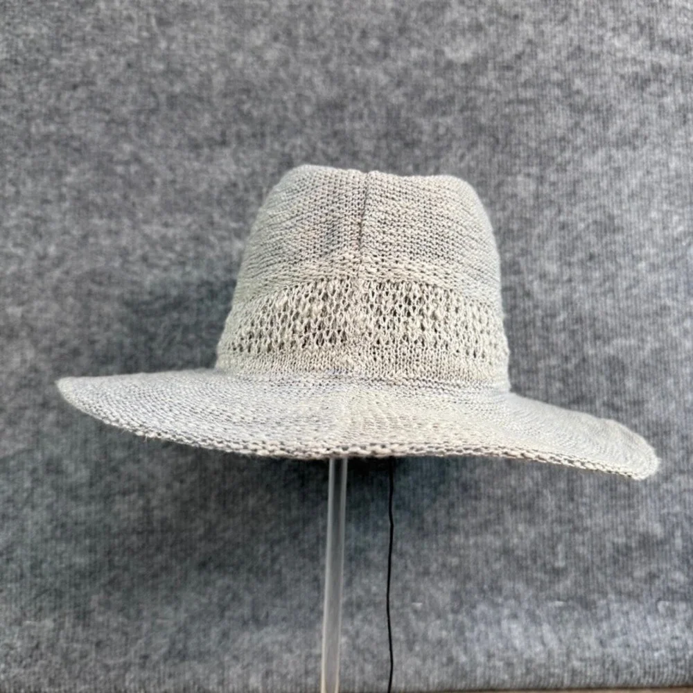 Vince Camuto Grey Knit Fedora Hat Silver Logo Crest One Size